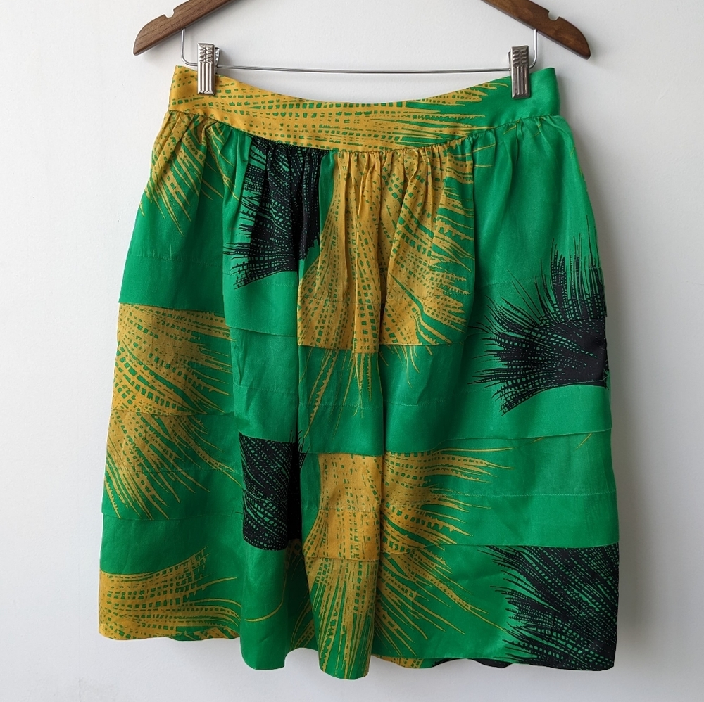 Anthropologie Sariah Silk Satin Green Full Skirt Size 10